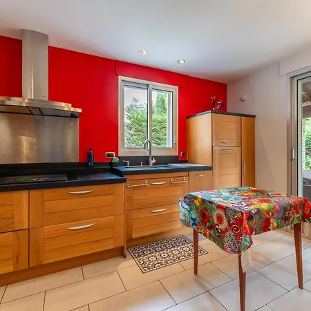 Holiday home La Du Chene - Avec Piscine Privee Nimes