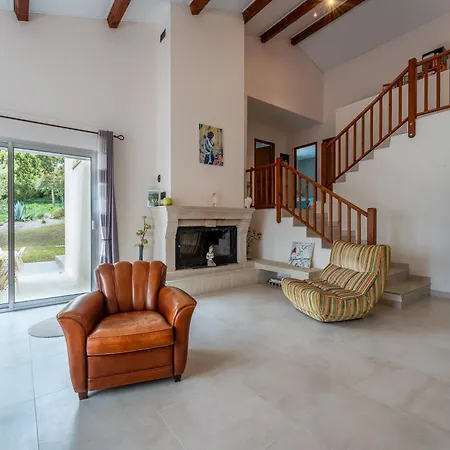 La Du Chene - Avec Piscine Privee Holiday home *